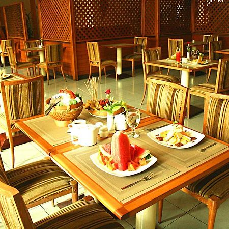 Hotel Royal Dago Бандунг Екстериор снимка